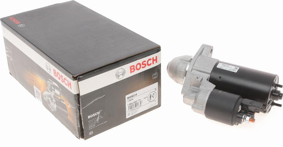 BOSCH 1 986 S00 711 - Стартер autospares.lv