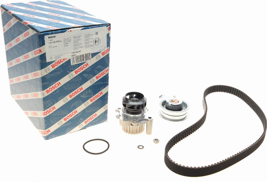 BOSCH 1 987 946 922 - Водяной насос + комплект зубчатого ремня ГРМ autospares.lv