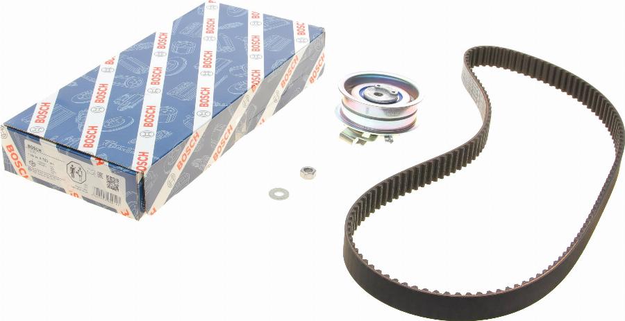 BOSCH 1 987 946 703 - Комплект зубчатого ремня ГРМ autospares.lv