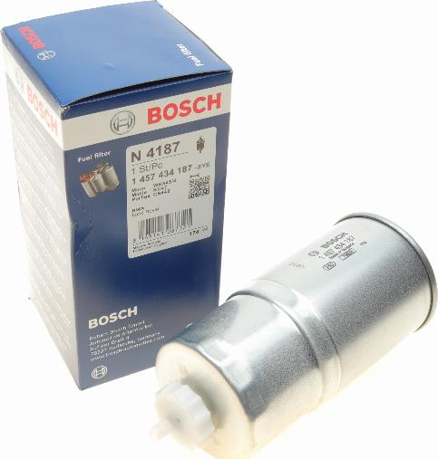 BOSCH 1 457 434 187 - Топливный фильтр autospares.lv