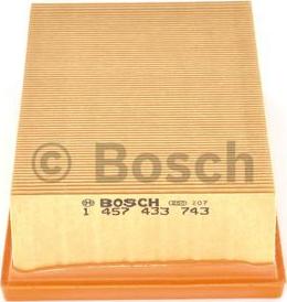 BOSCH 1 457 433 743 - Воздушный фильтр, двигатель autospares.lv