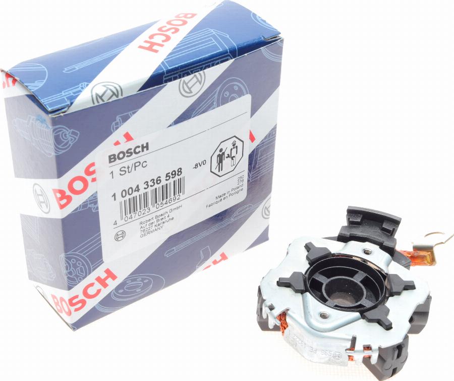 BOSCH 1 004 336 598 - Кронштейн, угольная щетка autospares.lv