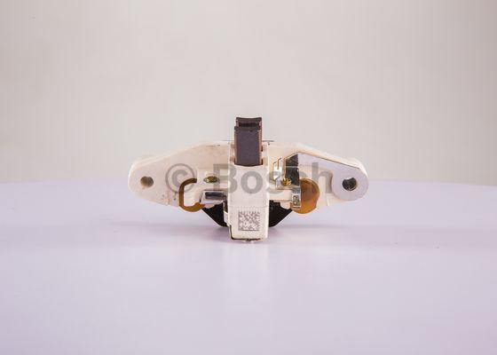 BOSCH 1 197 311 090 - Регулятор напряжения, генератор autospares.lv