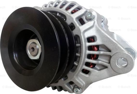 BOSCH F 042 205 120 - Генератор autospares.lv