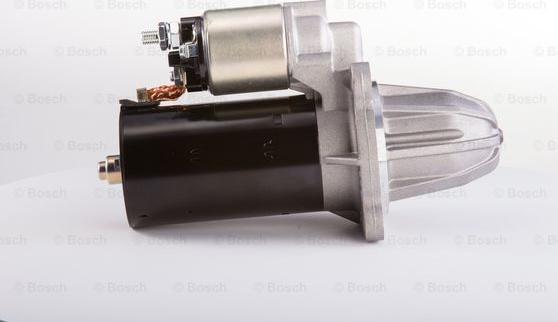 BOSCH F 000 AL0 138 - Стартер autospares.lv