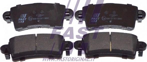 Fast FT29541 - Тормозные колодки, дисковые, комплект autospares.lv
