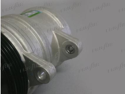 Frigair 920.10830 - Компрессор кондиционера autospares.lv