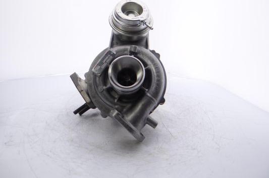 Garrett 807068-5002S - Турбина, компрессор autospares.lv