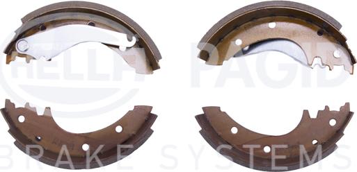 HELLA 8DB 355 022-081 - Комплект тормозных колодок, барабанные autospares.lv