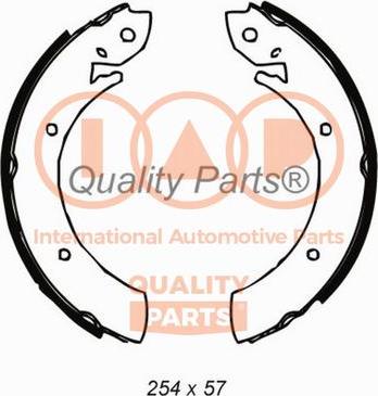 IAP QUALITY PARTS 705-18011 - Комплект тормозных колодок, барабанные autospares.lv