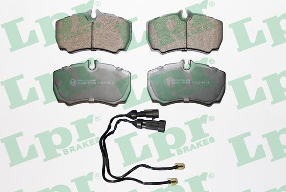 LPR 05P830A - Тормозные колодки, дисковые, комплект autospares.lv