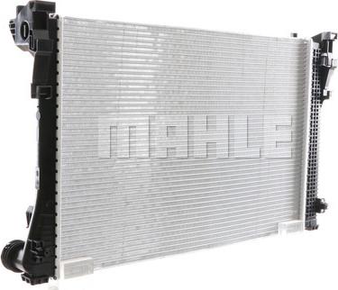 MAHLE CR 988 000S - Радиатор, охлаждение двигателя autospares.lv