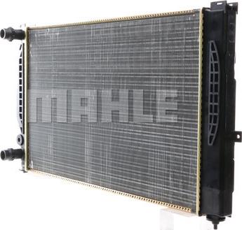 MAHLE CR 647 000S - Радиатор, охлаждение двигателя autospares.lv