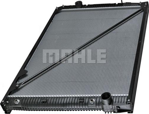 MAHLE CR 686 000P - Радиатор, охлаждение двигателя autospares.lv