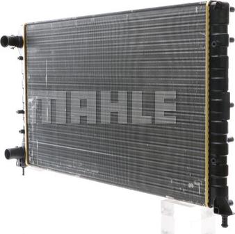 MAHLE CR 1447 000S - Радиатор, охлаждение двигателя autospares.lv