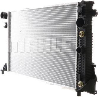 MAHLE CR 1176 000S - Радиатор, охлаждение двигателя autospares.lv