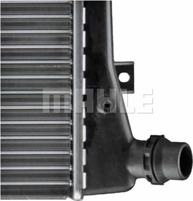 MAHLE CR 1395 000S - Радиатор, охлаждение двигателя autospares.lv