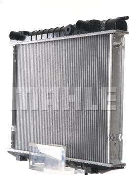 MAHLE CR 208 000S - Радиатор, охлаждение двигателя autospares.lv