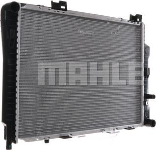 MAHLE CR 270 000P - Радиатор, охлаждение двигателя autospares.lv
