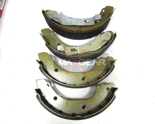 Maxgear 19-0298 - Комплект тормозных колодок, барабанные autospares.lv