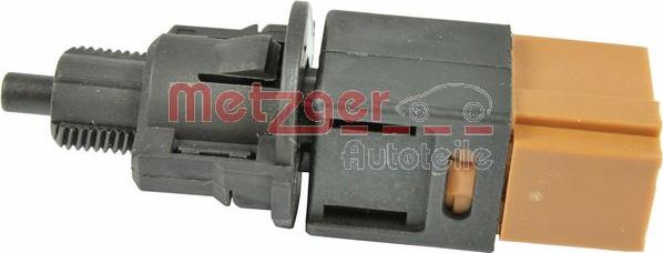 Metzger 0911140 - Выключатель стоп сигнала / сцепления autospares.lv