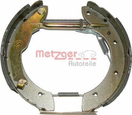 Metzger MG 633V - Комплект тормозных колодок, барабанные autospares.lv