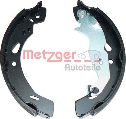 Metzger MG 113 - Комплект тормозных колодок, барабанные autospares.lv