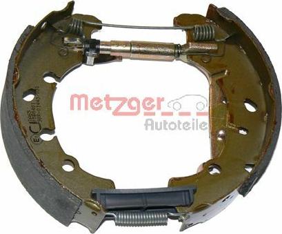 Metzger MG 814V - Комплект тормозных колодок, барабанные autospares.lv