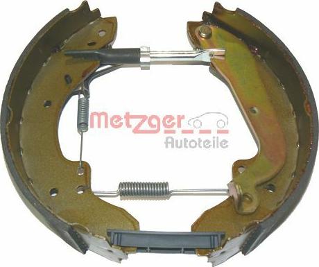 Metzger MG 383V - Комплект тормозных колодок, барабанные autospares.lv