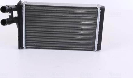 Nissens 70221 - Теплообменник, отопление салона autospares.lv