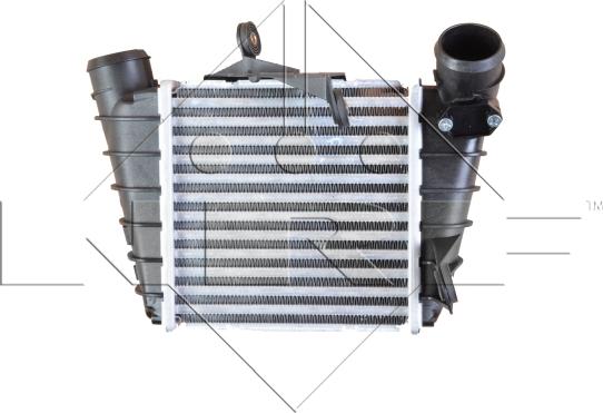 NRF 30842 - Интеркулер, теплообменник турбины autospares.lv
