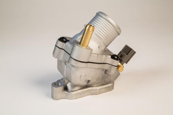 Omnicraft 2457795 - Термостат охлаждающей жидкости / корпус autospares.lv