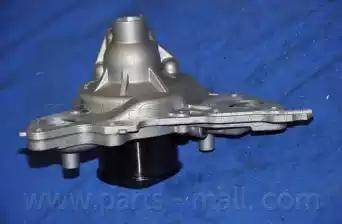 Parts-Mall PHB-013 - Водяной насос autospares.lv