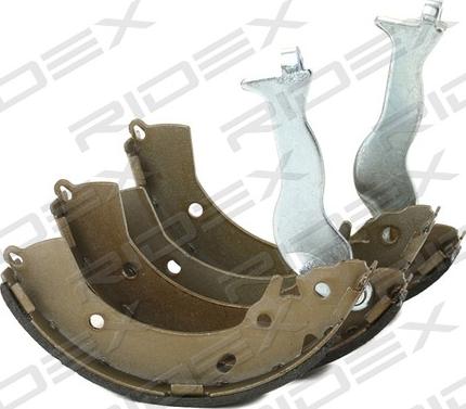 RIDEX 70B0318 - Комплект тормозных колодок, барабанные autospares.lv