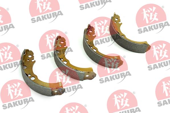 SAKURA 602-10-4000 - Комплект тормозных колодок, барабанные autospares.lv