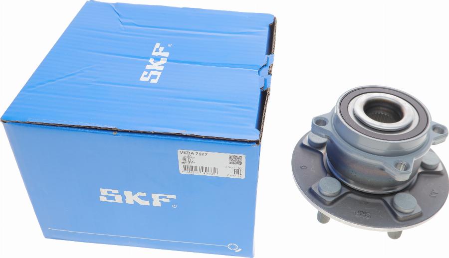 SKF VKBA 7127 - Подшипник ступицы колеса, комплект autospares.lv