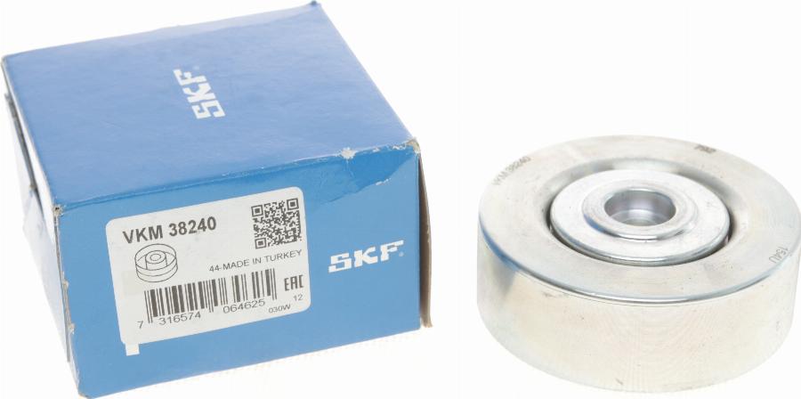 SKF VKM 38240 - Ролик, поликлиновый ремень autospares.lv