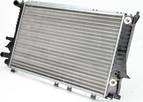 Thermotec D7A016TT - Радиатор, охлаждение двигателя autospares.lv