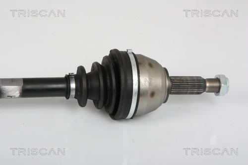 Triscan 8540 16597 - Приводной вал autospares.lv