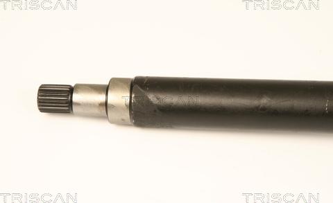 Triscan 8540 16589 - Приводной вал autospares.lv