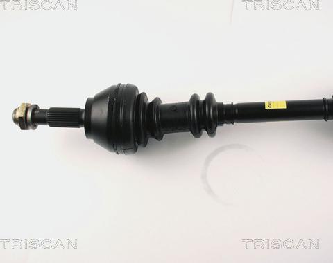 Triscan 8540 10501 - Приводной вал autospares.lv