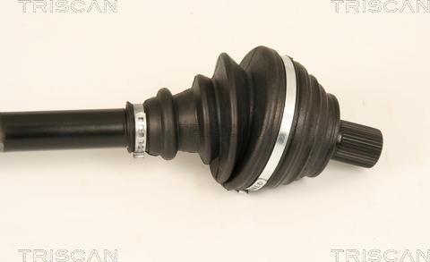 Triscan 8540 29631 - Приводной вал autospares.lv