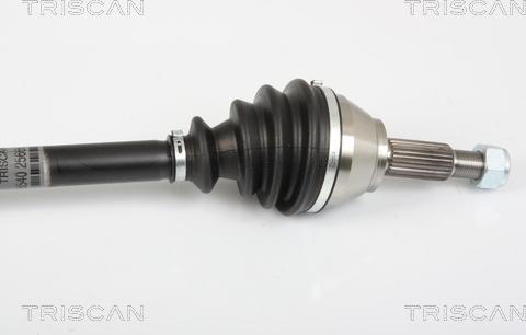 Triscan 8540 25666 - Приводной вал autospares.lv