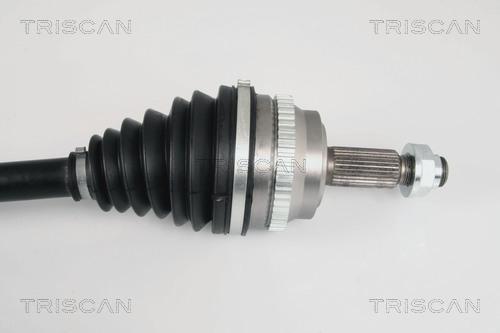 Triscan 8540 25621 - Приводной вал autospares.lv