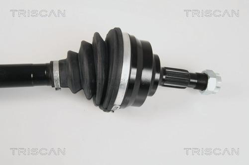 Triscan 8540 28637 - Приводной вал autospares.lv