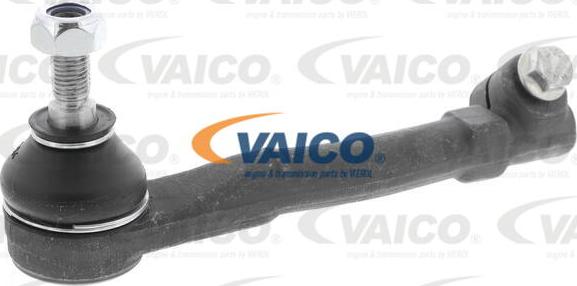 VAICO V46-0211 - Наконечник рулевой тяги, шарнир autospares.lv