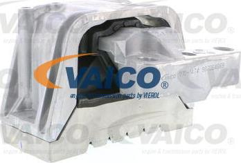VAICO V10-1474 - Подушка, опора, подвеска двигателя autospares.lv