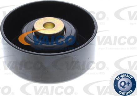 VAICO V10-1811 - Ролик, поликлиновый ремень autospares.lv
