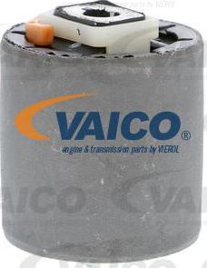 VAICO V10-1235 - Сайлентблок, рычаг подвески колеса autospares.lv