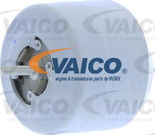 VAICO V10-8240 - Подушка, опора, подвеска двигателя autospares.lv